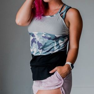 Stripe. Camouflage , solid design tank.